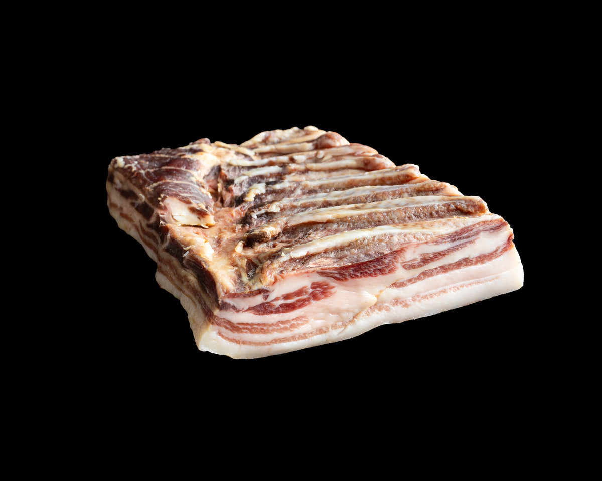 Panceta curada de cerdo de caserío
